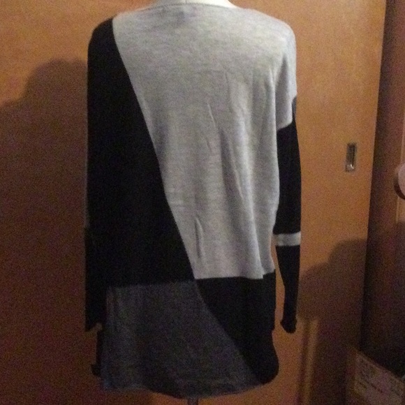 Sweater - Picture 2 of 3